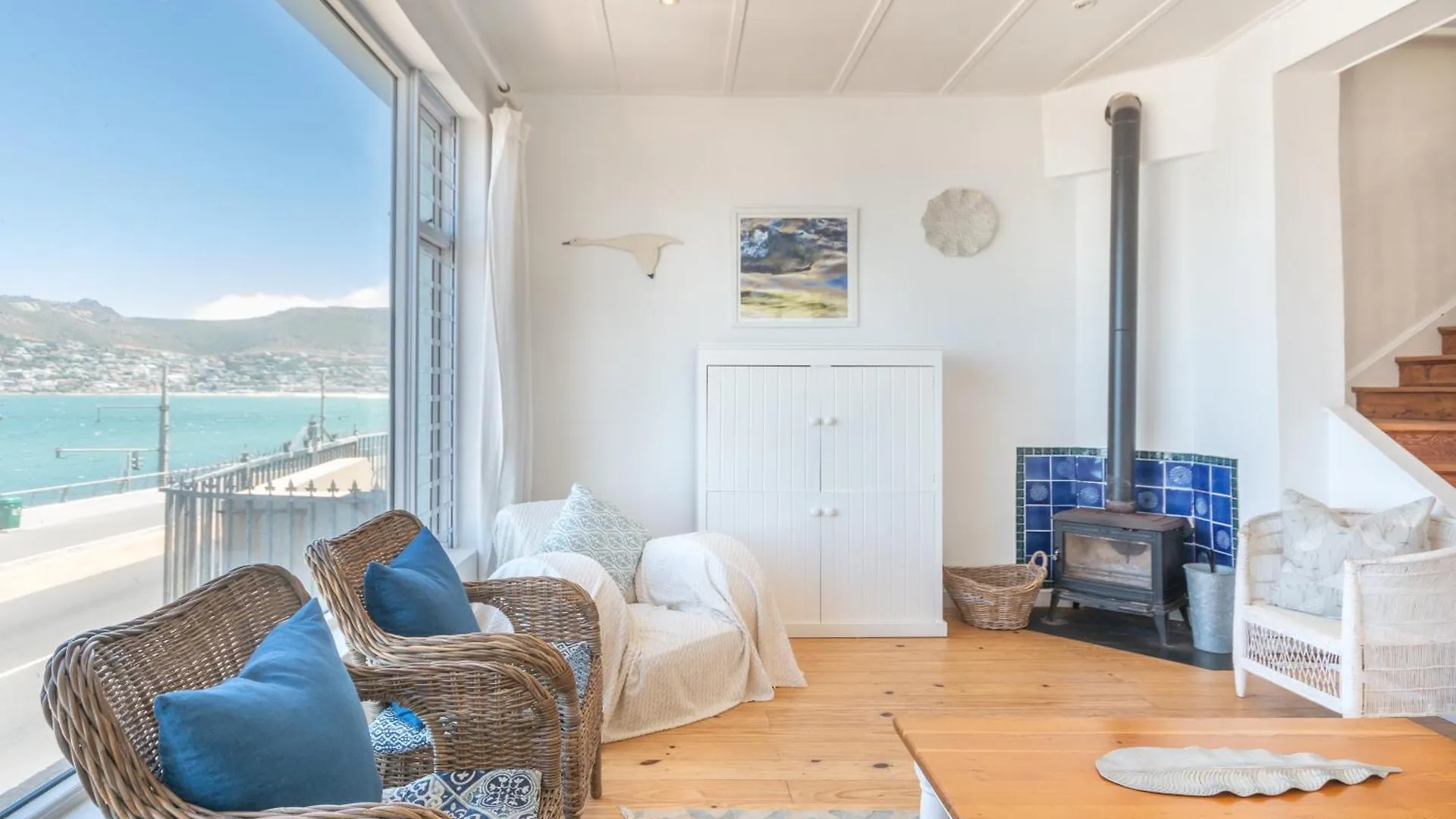 Baytree Beach House By Open Home Kalk Bay